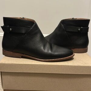 Madewell Kelci Collar-Stud Flat Boot